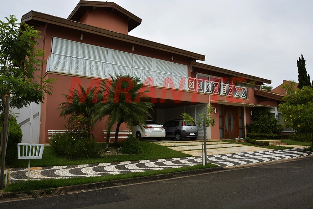 Cond. fechado de 465m² com 4 quartos em Consolação