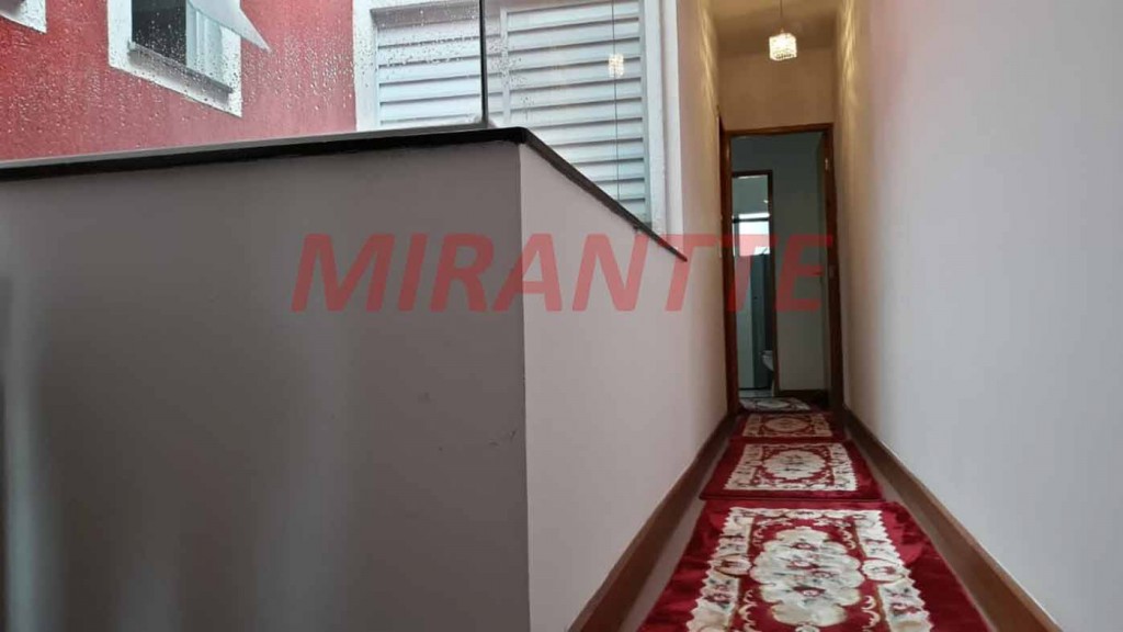Sobrado de 190m² com 3 quartos em Vila Aurora