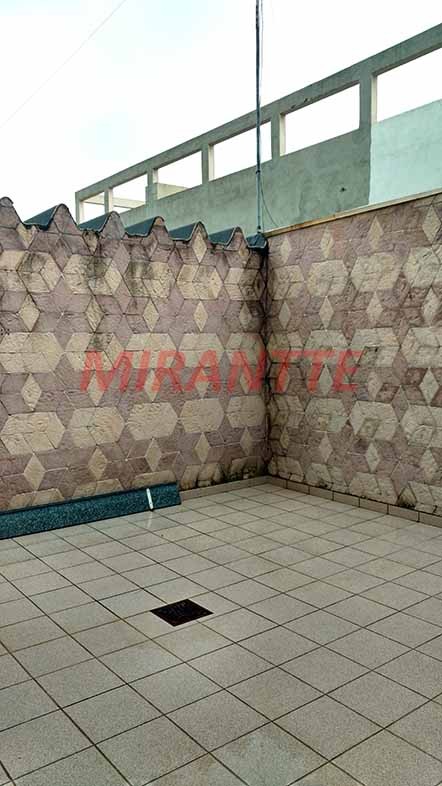 Sobrado de 165m² com 3 quartos em Água Fria
