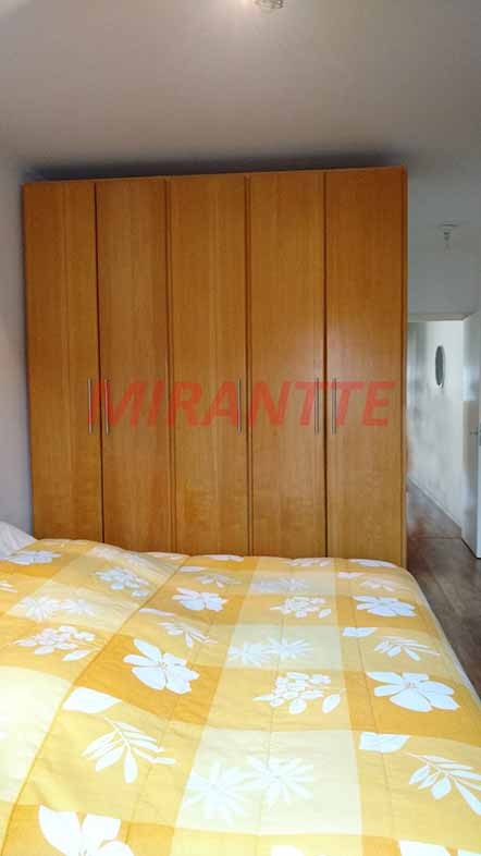 Sobrado de 165m² com 3 quartos em Água Fria