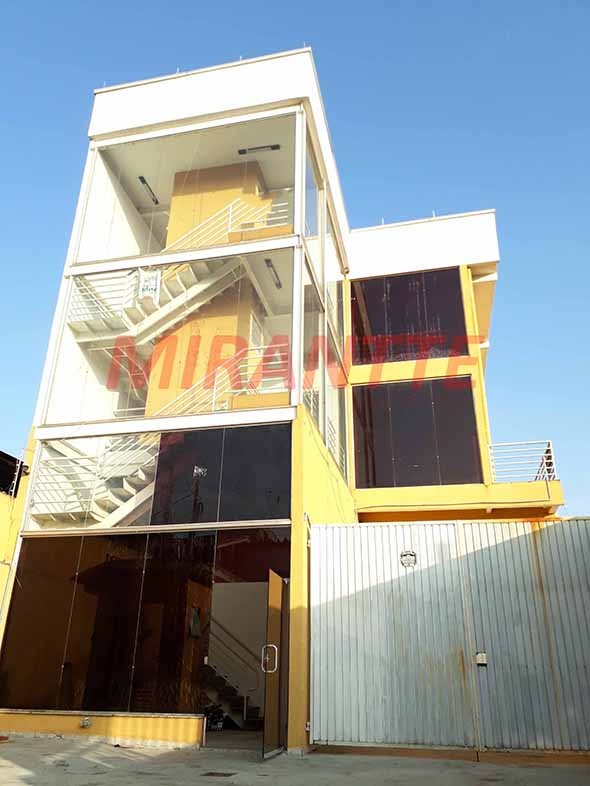 Comercial em Vila Moreira