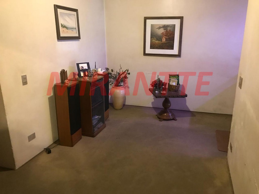 Casa terrea de 470m² com 3 quartos em Tremembe