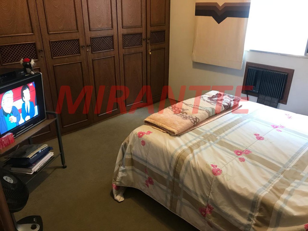 Casa terrea de 470m² com 3 quartos em Tremembe