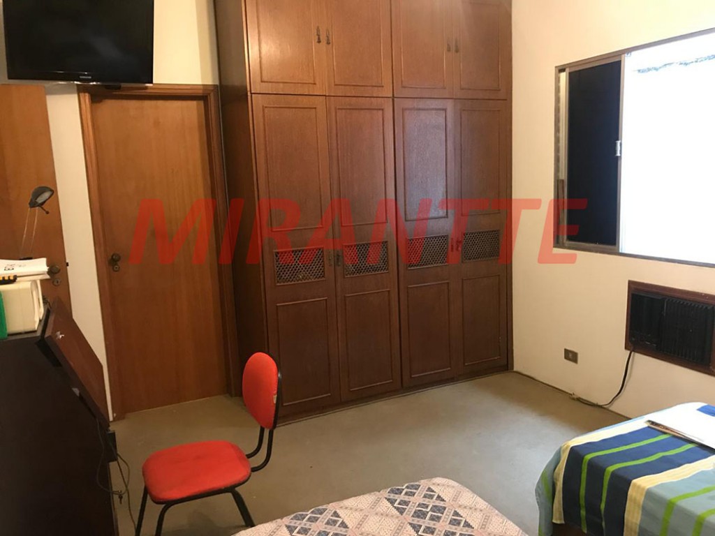 Casa terrea de 470m² com 3 quartos em Tremembe