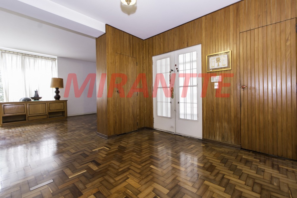 Sobrado de 242m² com 4 quartos em Planalto Paulista