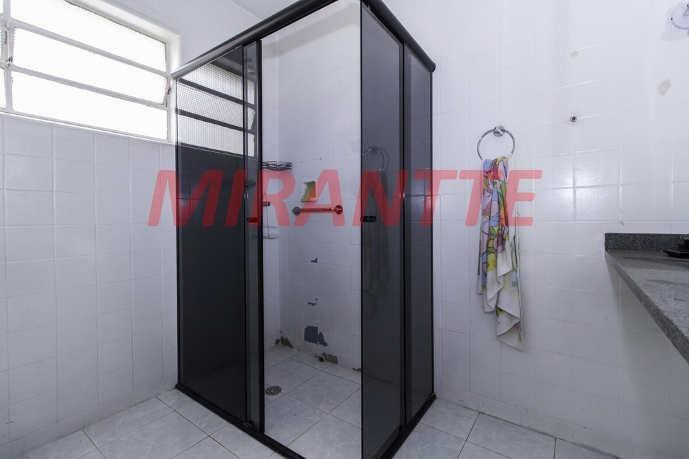 Sobrado de 242m² com 4 quartos em Planalto Paulista