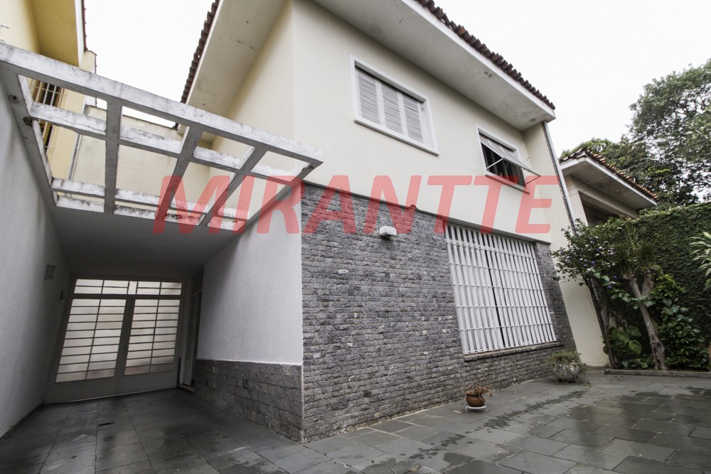 Sobrado de 242m² com 4 quartos em Planalto Paulista