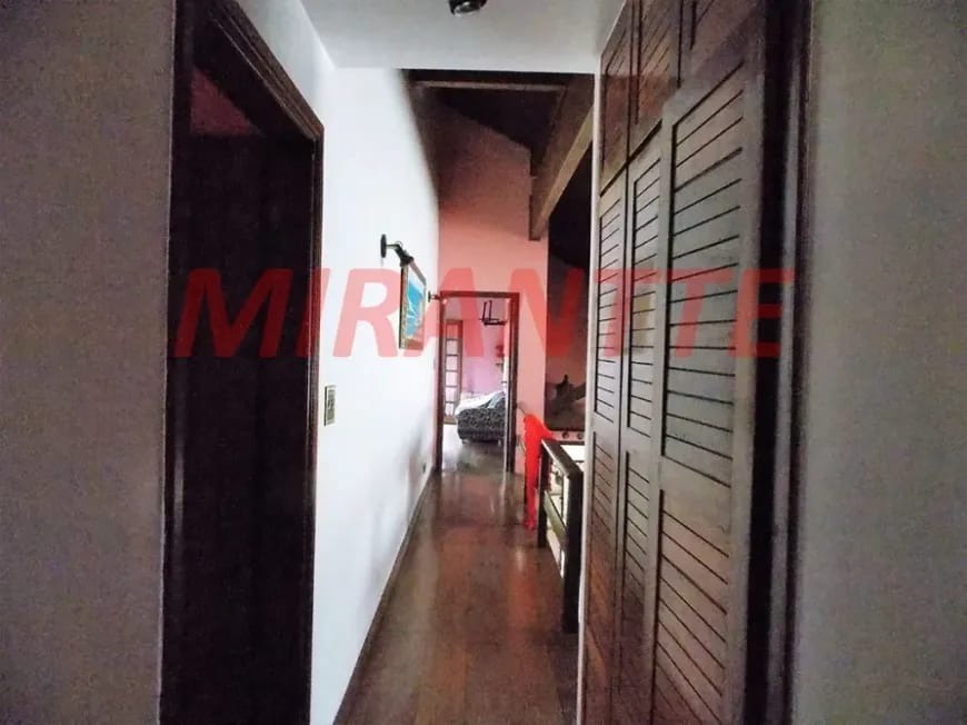 Sobrado de 750m² com 4 quartos em Jardim Floresta