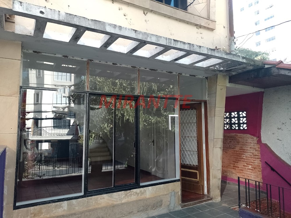 Sobrado de 196m² com 3 quartos em Santana
