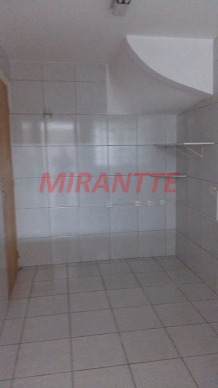 Sobrado de 90m² com 2 quartos em Santana