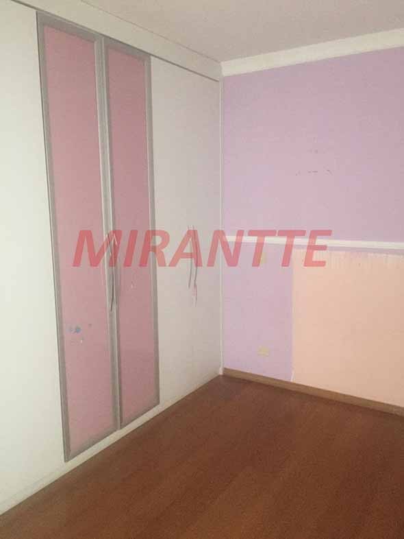 Sobrado de 380m² com 4 quartos em Alphaville