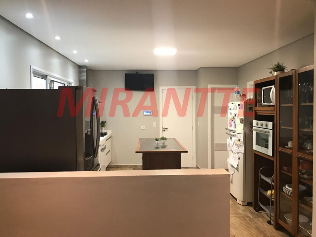 Sobrado de 450m² em Serra Da Cantareira