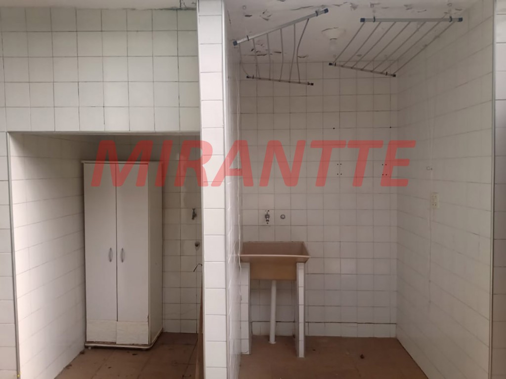 Sobrado de 216m² com 3 quartos em Tremembe