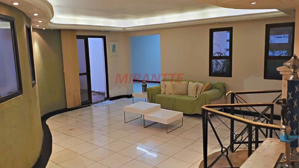 Cobertura de 340m² com 4 quartos em Santana