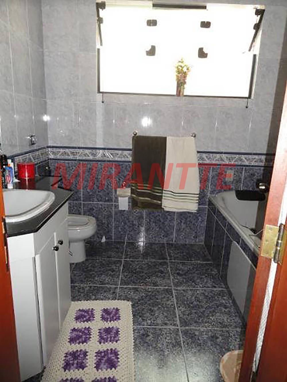 Sobrado de 200m² com 3 quartos em Brooklin