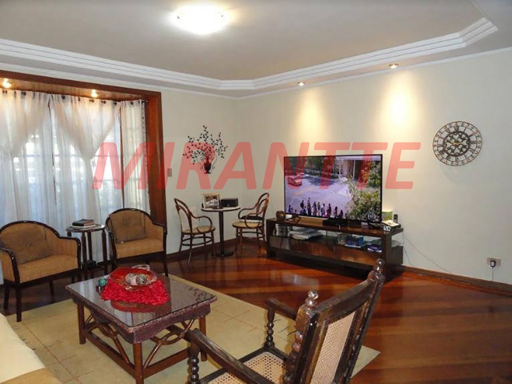 Sobrado de 200m² com 3 quartos em Brooklin