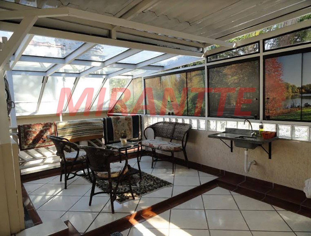 Sobrado de 200m² com 3 quartos em Brooklin