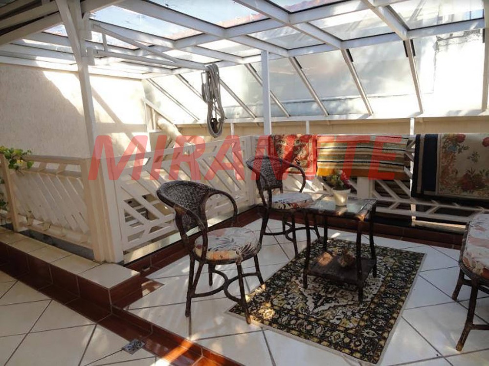 Sobrado de 200m² com 3 quartos em Brooklin