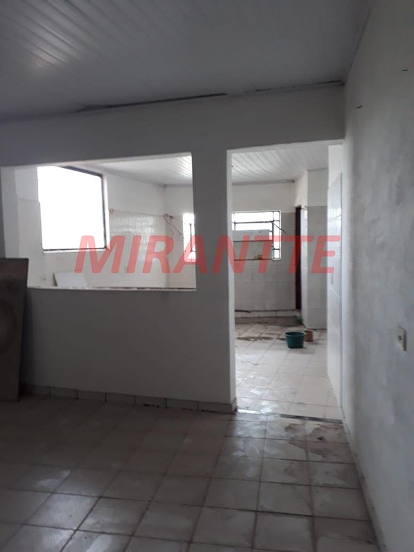 Comercial de 800m² em Serra Da Cantareira