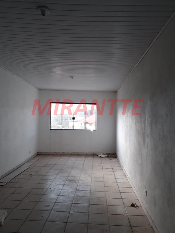 Comercial de 800m² em Serra Da Cantareira