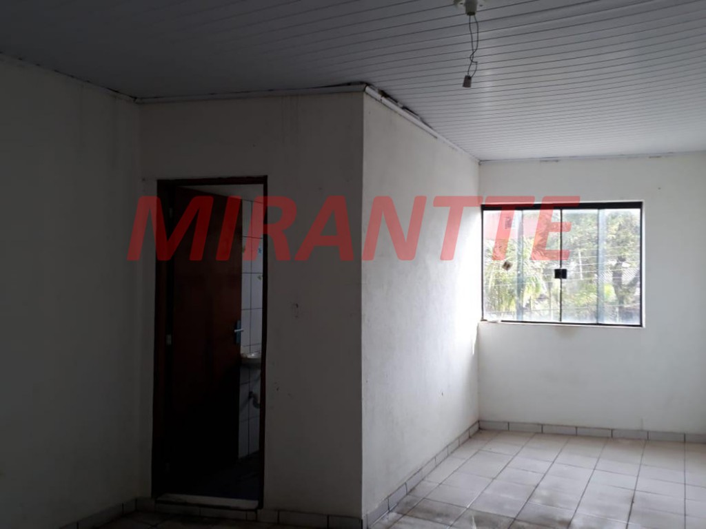 Comercial de 800m² em Serra Da Cantareira