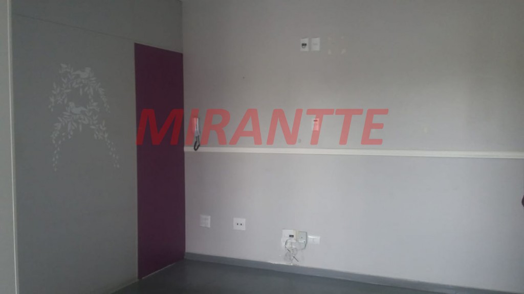 Comercial de 57m² em Santana