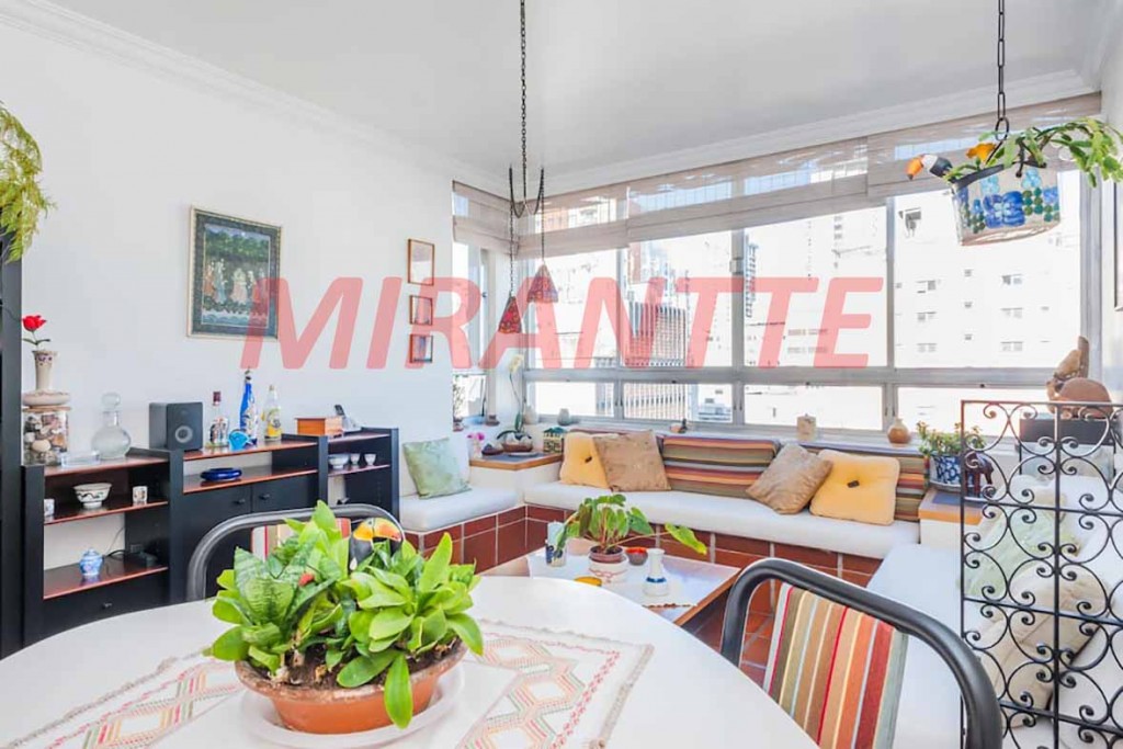 Apartamento de 110m² com 3 quartos em Jardim Paulista