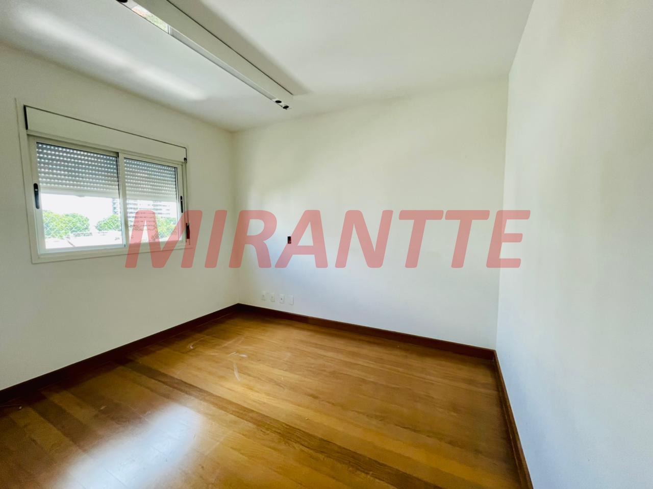 Apartamento de 215m² com 3 quartos em Perdizes
