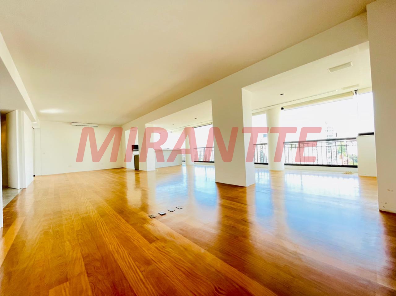 Apartamento de 215m² com 3 quartos em Perdizes