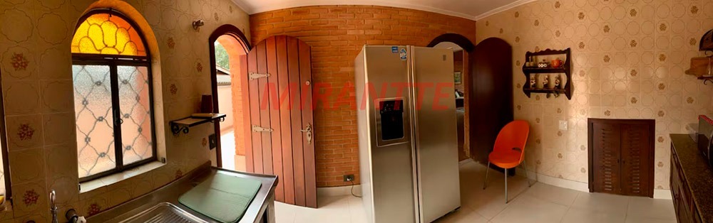 Cond. fechado de 269m² com 3 quartos em Centro – Mairiporã