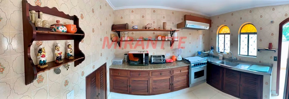 Cond. fechado de 269m² com 3 quartos em Centro – Mairiporã