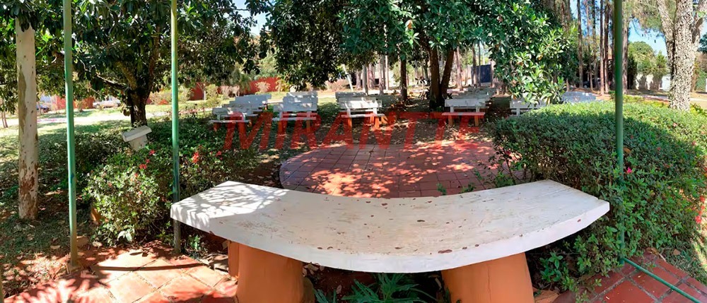 Cond. fechado de 269m² com 3 quartos em Centro – Mairiporã