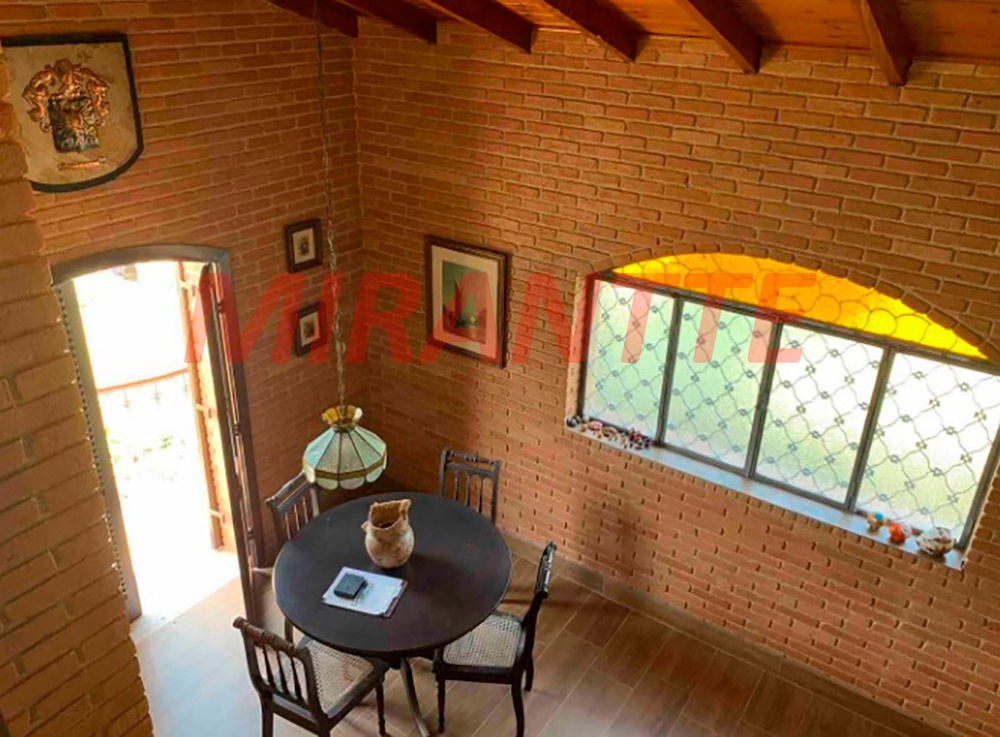 Cond. fechado de 269m² com 3 quartos em Centro – Mairiporã