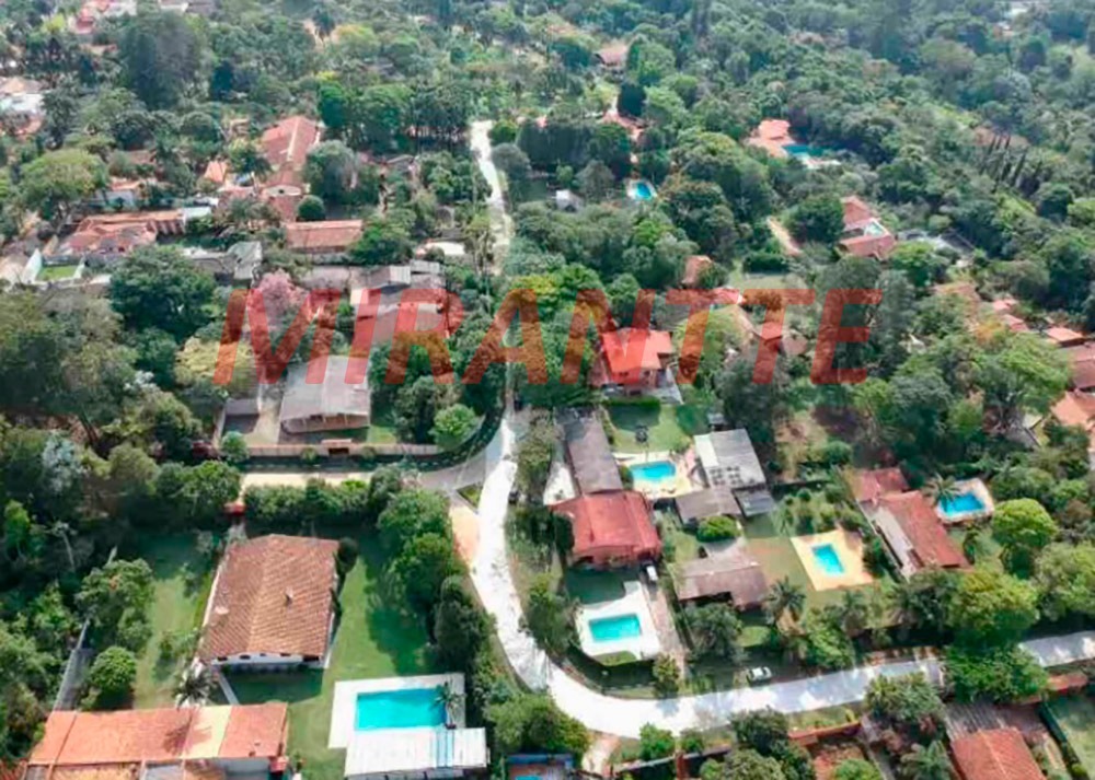 Cond. fechado de 269m² com 3 quartos em Centro – Mairiporã