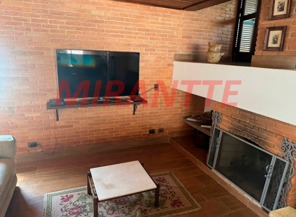 Cond. fechado de 269m² com 3 quartos em Centro – Mairiporã