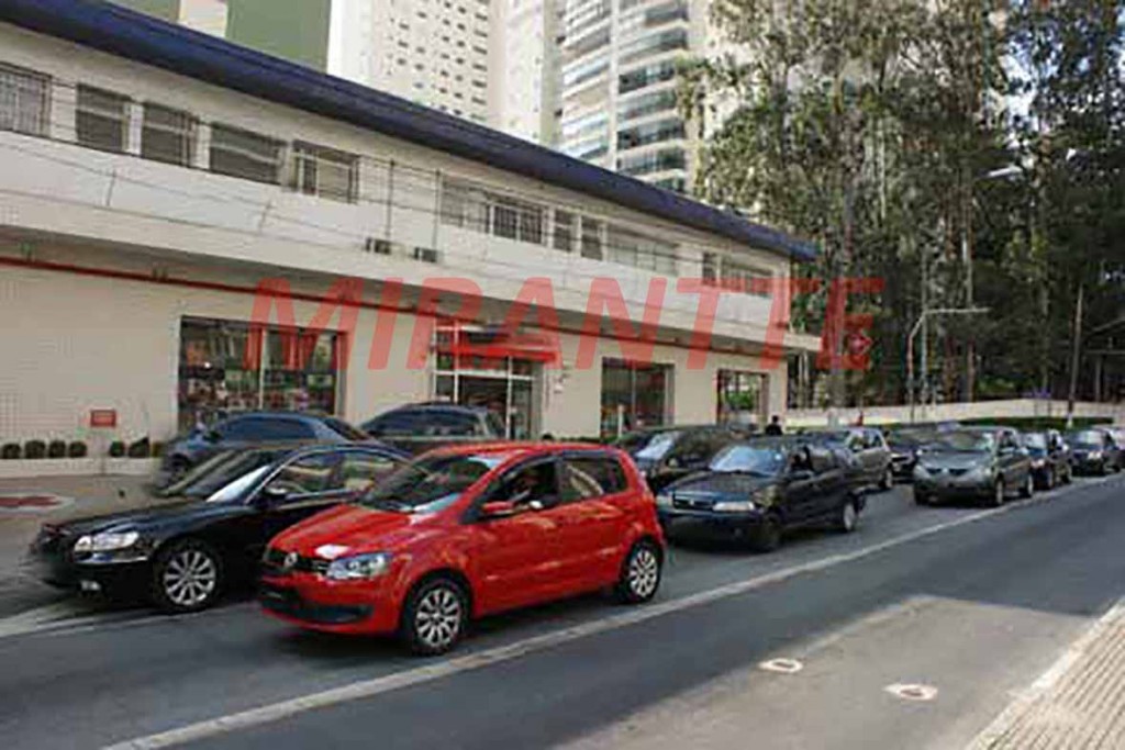 Comercial de 280m² em Brooklin