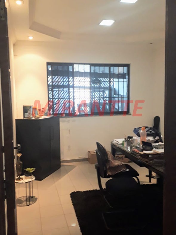Casa terrea de 180m² com 3 quartos em Vila Isolina Mazzei