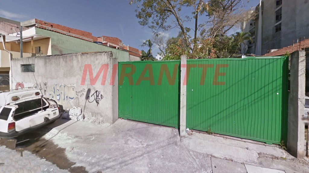 Terreno de 450m² em Vila Ede
