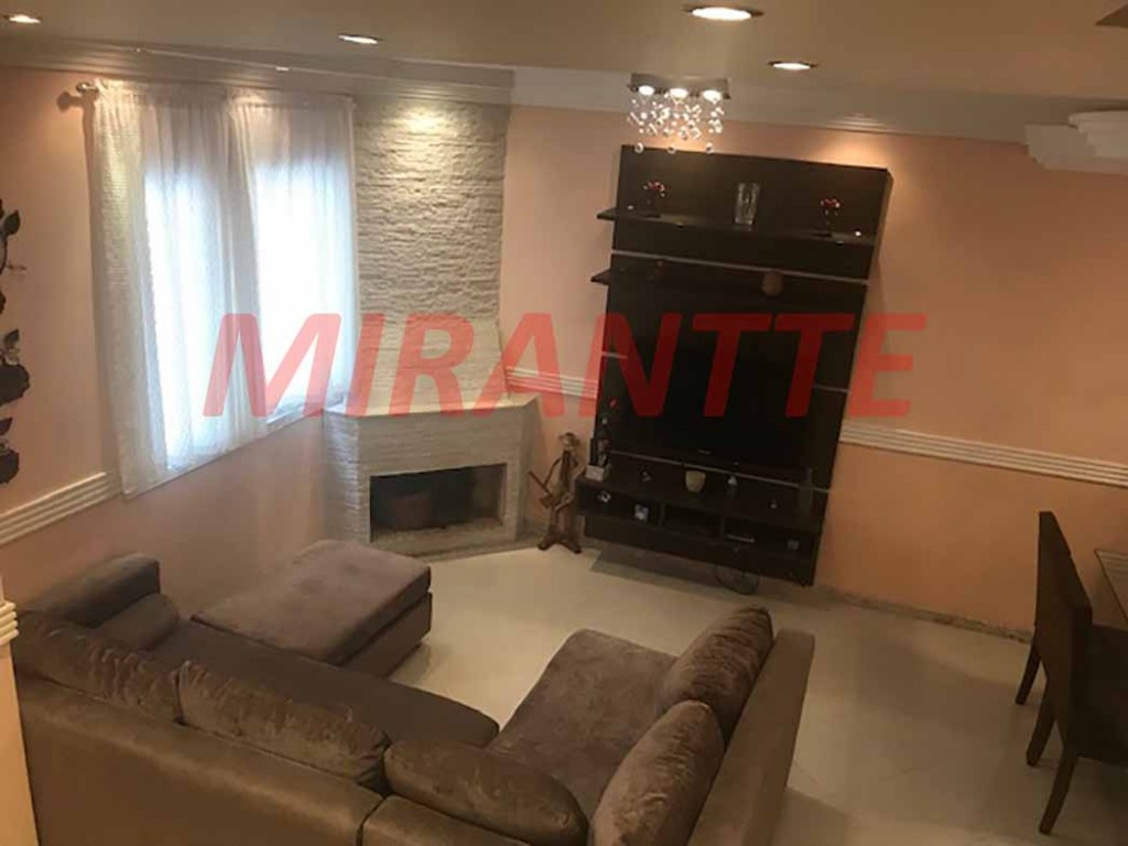 Cond. fechado de 170m² com 4 quartos em Horto Florestal