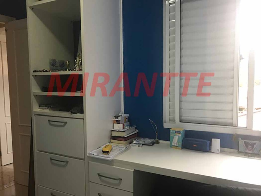Cond. fechado de 170m² com 4 quartos em Horto Florestal