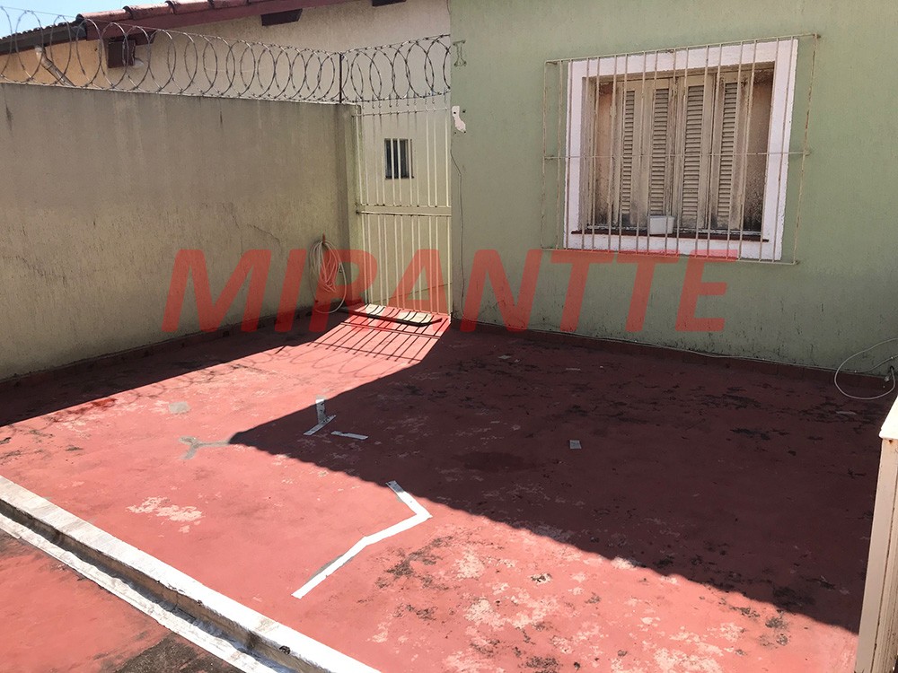 Sobrado de 192m² com 3 quartos em Vila Mazzei