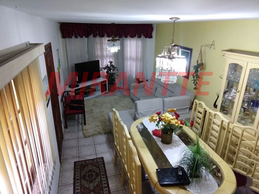 Sobrado de 175m² com 3 quartos em Vila Maria