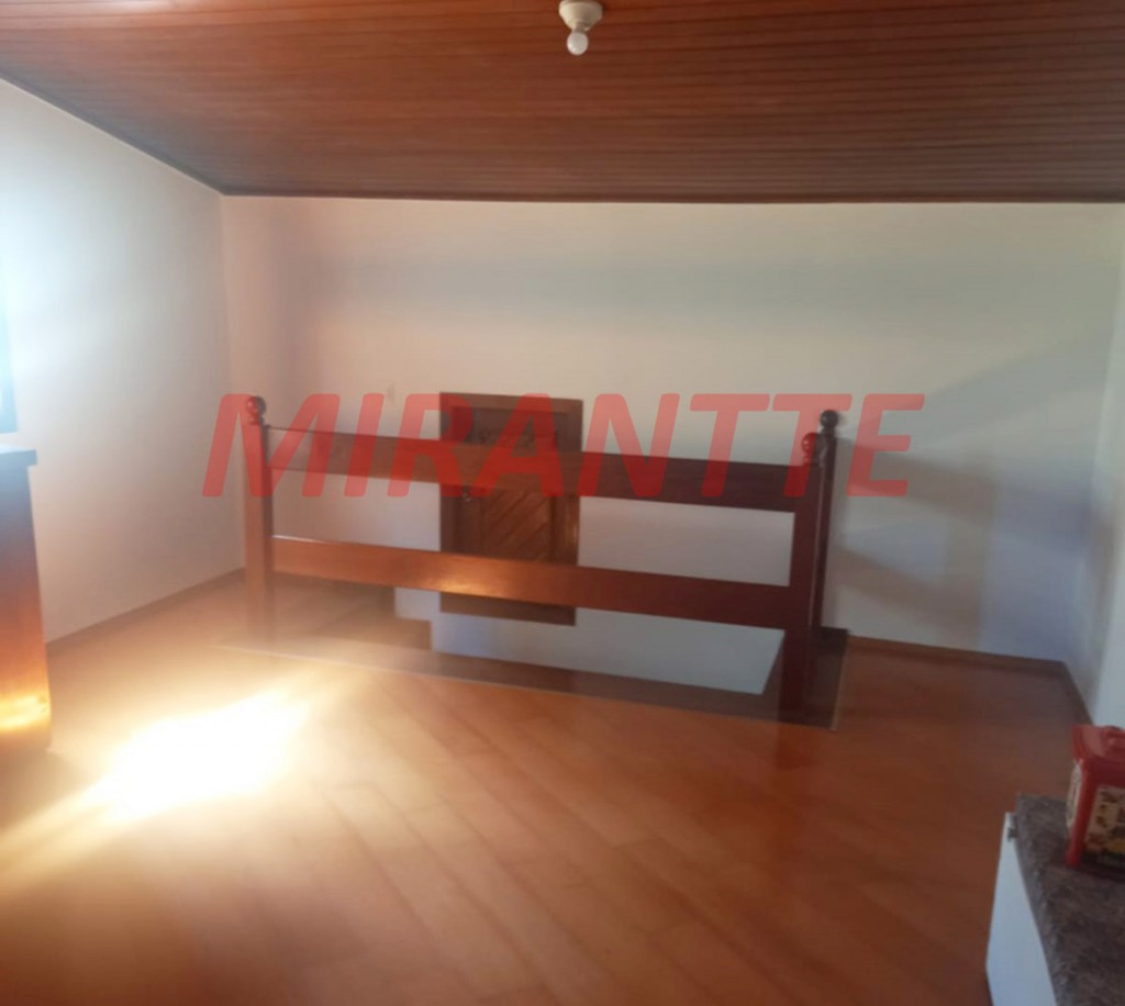 Sobrado de 266m² com 3 quartos em Parque Continental I