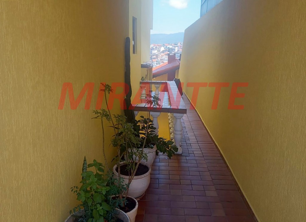 Sobrado de 266m² com 3 quartos em Parque Continental I