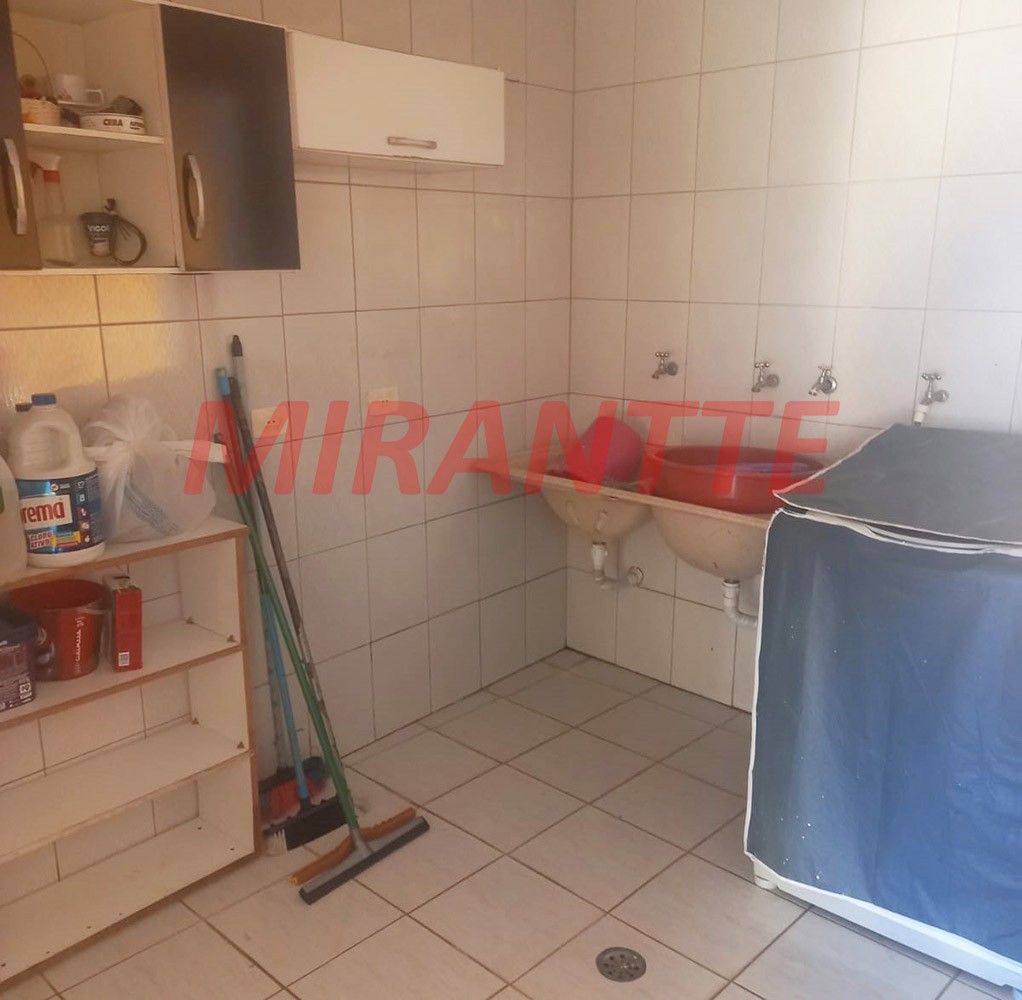 Sobrado de 266m² com 3 quartos em Parque Continental I