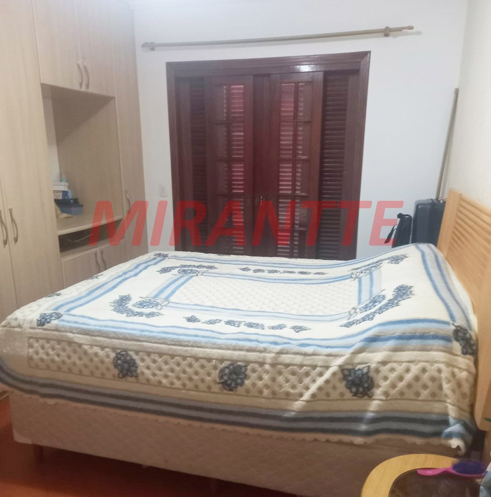 Sobrado de 266m² com 3 quartos em Parque Continental I
