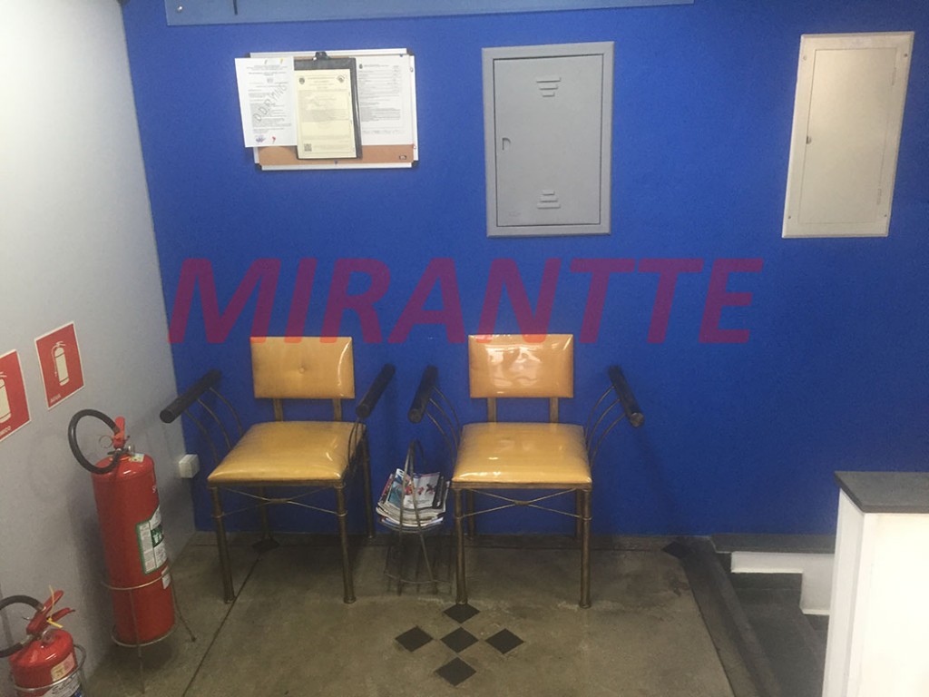 Comercial em Parada Inglesa