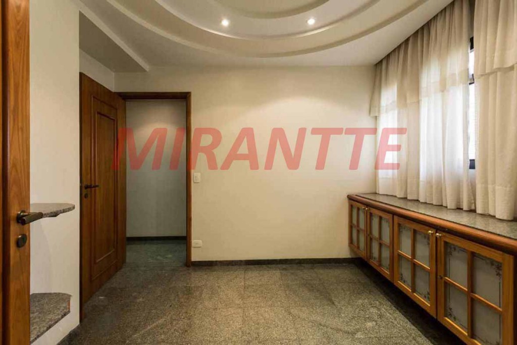 Apartamento de 250m² com 4 quartos em Moema