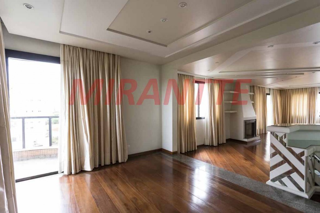 Apartamento de 250m² com 4 quartos em Moema