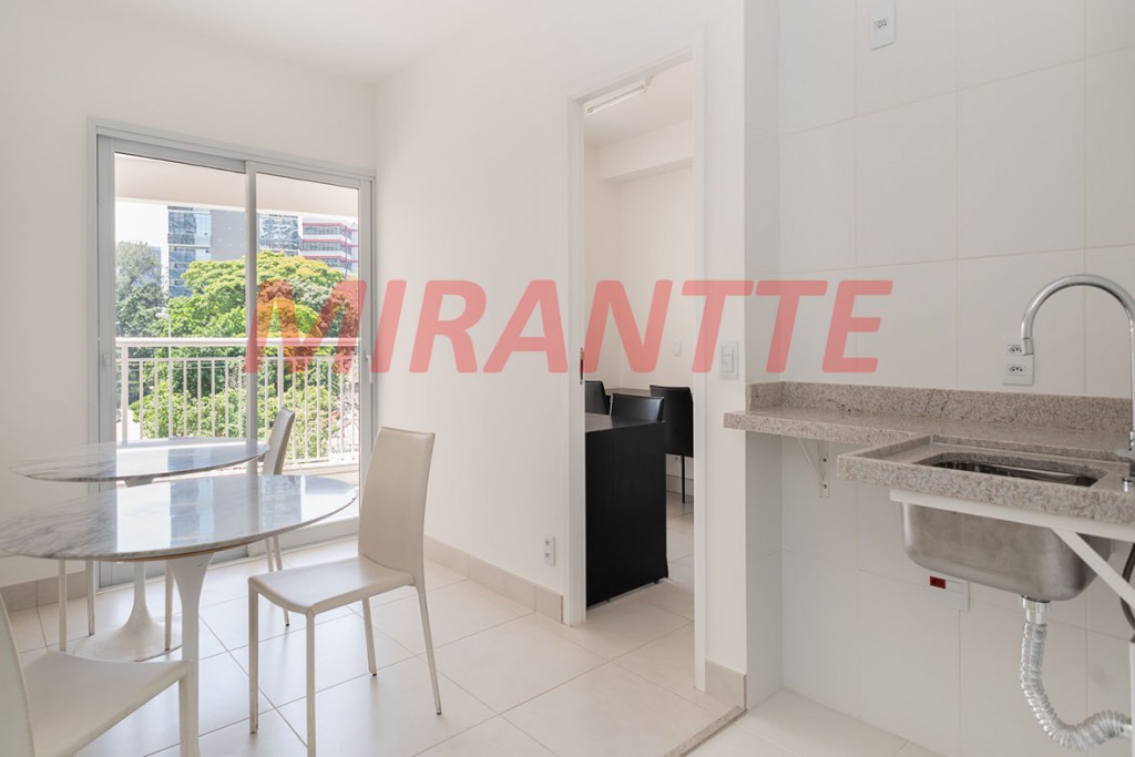 Apartamento de 37m² com 1 quarto em Pinheiros